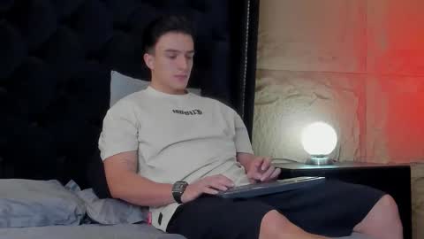 Aslan  online show from 04-08-26, 02:44