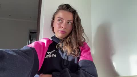 Monica  online show from 07-10-26, 04:28