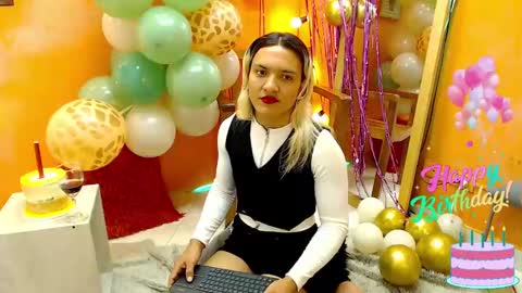 Snapshot of aslyhernandez chatting on 01-16-25, 05:12 ASLY online show from 01-16-25, 05:12