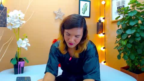 Snapshot of aslyhernandez chatting on 10-09-25, 03:21 ASLY online show from 10-09-25, 03:21