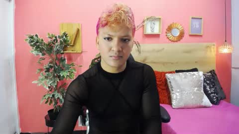 Snapshot of aslyhernandez chatting on 02-25-26, 12:04 ASLY online show from 02-25-26, 12:04