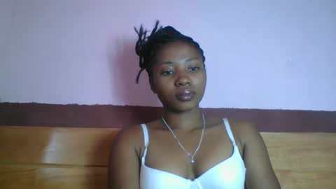 asmiraa online show from 03-22-26, 10:07