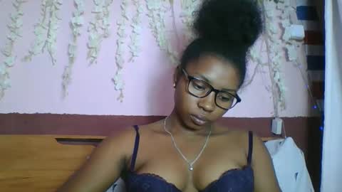 asmiraa online show from 05-31-26, 06:09