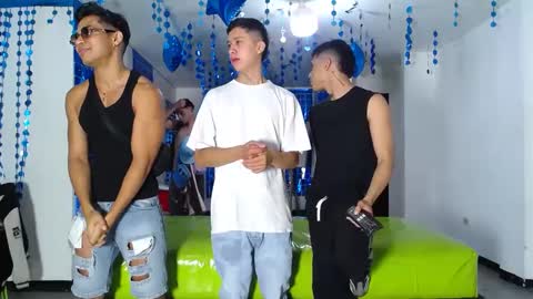 THOMAS AND DAMIAND online show from 02-21-25, 12:05