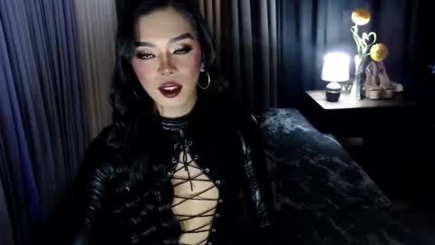 Margaux Miller online show from 10-05-25, 04:38