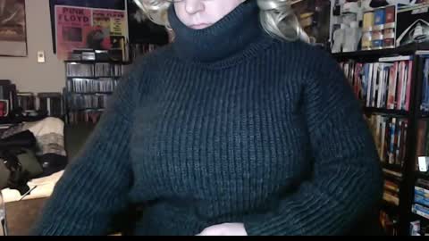 Snapshot of aspen_vale chatting on 12-05-24, 01:47 Aspen Vale online show from 12-05-24, 01:47