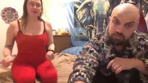 Snapshot of aspenandlink chatting on 10-28-25, 06:28 aspenandlink online show from 10-28-25, 06:28