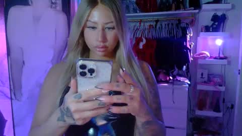 Snapshot of aspenmadden chatting on 01-13-25, 11:49 iwantaspen online show from 01-13-25, 11:49