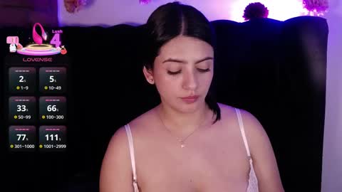 Snapshot of aspenruss chatting on 03-09-25, 10:08 online show from 03-09-25, 10:08