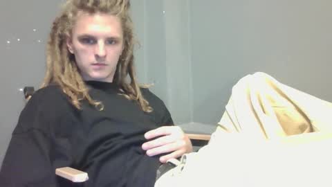 Snapshot of asphalt_surfer chatting on 09-21-25, 02:08 asphalt surfer online show from 09-21-25, 02:08