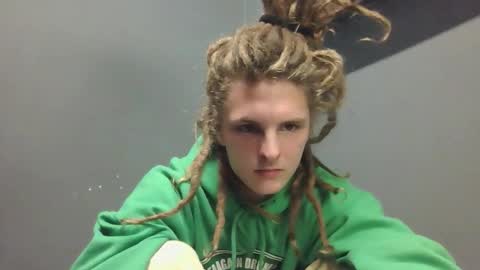 Snapshot of asphalt_surfer chatting on 09-25-25, 02:10 asphalt surfer online show from 09-25-25, 02:10