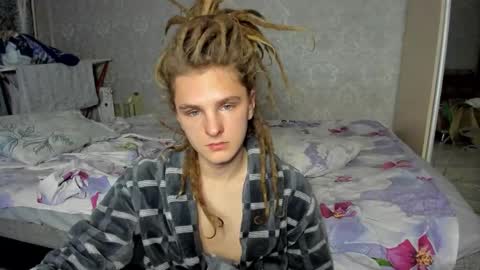 Snapshot of asphalt_surfer chatting on 11-01-25, 12:34 asphalt surfer online show from 11-01-25, 12:34