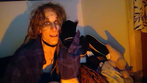 Snapshot of aspiringturtlegirl chatting on 02-16-26, 08:43 aspiringturtlegirl online show from 02-16-26, 08:43