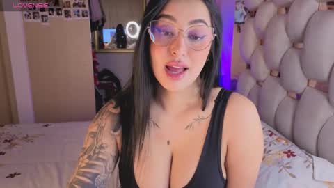 Ashley online show from 11-07-25, 04:23