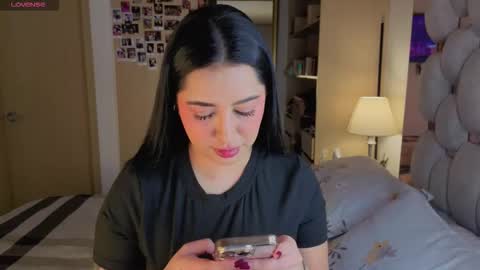 Ashley online show from 03-18-26, 03:31