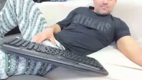 Snapshot of asshunnter chatting on 12-19-25, 04:36 MARCO online show from 12-19-25, 04:36