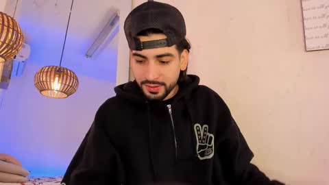 Snapshot of assmoddeus chatting on 12-03-24, 12:16 Asmodeus online show from 12-03-24, 12:16