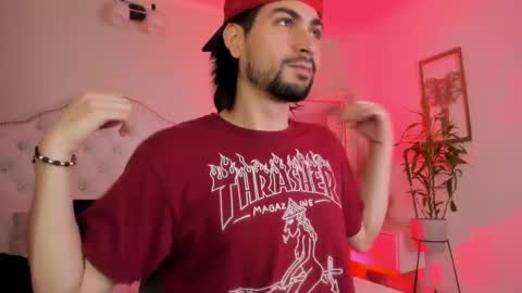 Snapshot of assmoddeus chatting on 02-26-25, 05:28 Asmodeus online show from 02-26-25, 05:28