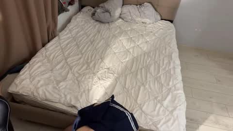 Cassie online show from 12-18-25, 04:24