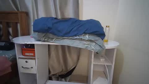 shee online show from 02-09-26, 09:46