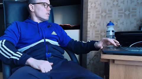 asterion51 online show from 12-21-25, 02:57