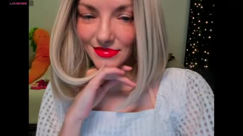 Snapshot of asteris_stella chatting on 05-05-26, 02:41 Asteris online show from 05-05-26, 02:41