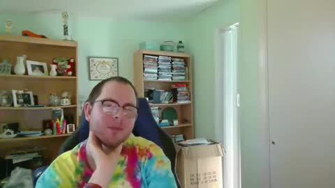 Snapshot of astg94 chatting on 10-06-25, 05:54 Andrew or Smiley Read the message in bold above the bio design for info on the situation. online show from 10-06-25, 05:54