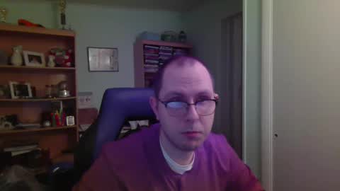 Snapshot of astg94 chatting on 10-27-25, 01:31 Andrew or Smiley Read the message in bold above the bio design for info on the situation. online show from 10-27-25, 01:31