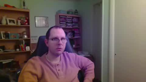 Snapshot of astg94 chatting on 12-18-25, 01:44 Andrew or Smiley Read the message in bold above the bio design for info on the situation. online show from 12-18-25, 01:44