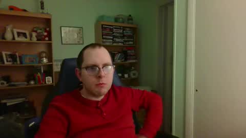 Snapshot of astg94 chatting on 02-08-26, 02:26 Andrew or Smiley Read the message in bold above the bio design for info on the situation. online show from 02-08-26, 02:26