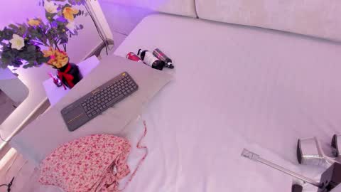 Snapshot of astorath_angel chatting on 02-17-26, 11:40 Astorath online show from 02-17-26, 11:40