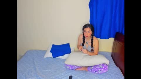 Mag and Molly online show from 11-21-25, 03:16