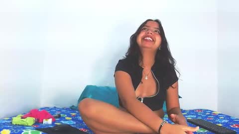Snapshot of astridvagina18 chatting on 12-03-24, 05:12 ASTRID online show from 12-03-24, 05:12