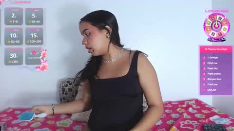 Snapshot of astridvagina18 chatting on 02-08-25, 05:08 ASTRID online show from 02-08-25, 05:08
