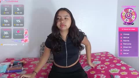 Snapshot of astridvagina18 chatting on 02-10-25, 01:33 ASTRID online show from 02-10-25, 01:33
