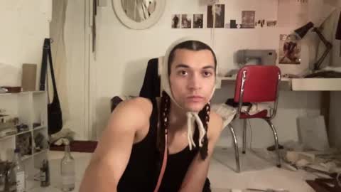 Snapshot of astrodoll chatting on 12-18-24, 11:40 Astro Doll online show from 12-18-24, 11:40