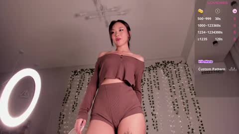 Snapshot of asuno_ chatting on 03-11-25, 02:40 Follow my TG Channel for 3 tokens only online show from 03-11-25, 02:40