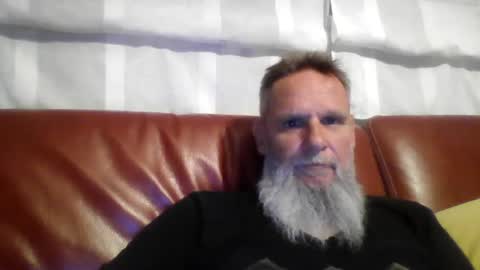 Snapshot of atatanka chatting on 06-14-26, 07:38 atatanka online show from 06-14-26, 07:38