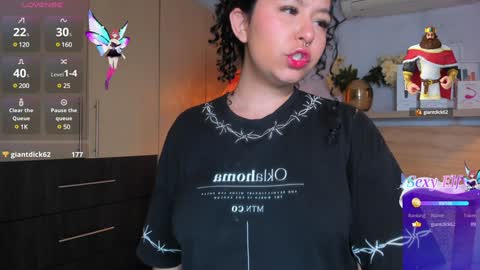 Snapshot of atena_cuteee chatting on 12-30-24, 10:12 sofia online show from 12-30-24, 10:12