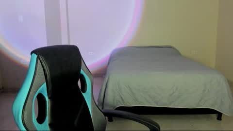 atenas online show from 11-30-25, 09:24