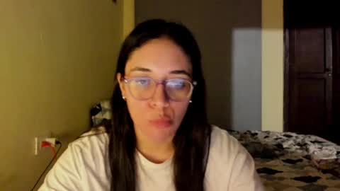 Snapshot of atenas__05 chatting on 06-06-26, 11:53 atenas online show from 06-06-26, 11:53