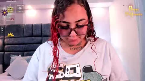 Atennea Diiossa online show from 10-23-25, 11:42