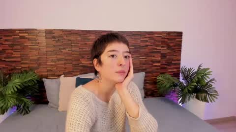 Athenea online show from 05-25-26, 12:00
