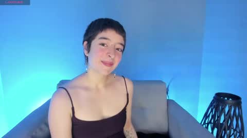 Snapshot of atheena__ chatting on 06-04-26, 12:33 Athenea online show from 06-04-26, 12:33