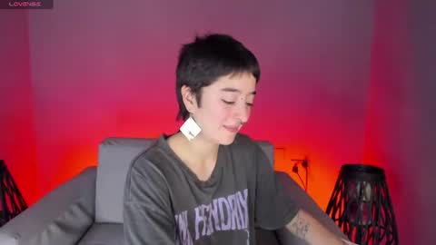 Snapshot of atheena__ chatting on 06-22-26, 12:24 Athenea online show from 06-22-26, 12:24