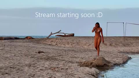 Snapshot of athena_makri05 chatting on 09-11-25, 01:49 ATENEA MAKRI online show from 09-11-25, 01:49