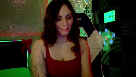 Snapshot of athenaautumn chatting on 12-14-24, 04:34 Athena Autumn online show from 12-14-24, 04:34