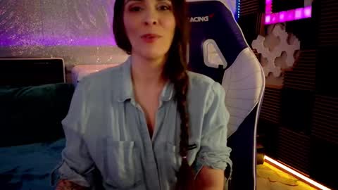 Snapshot of athenaautumn chatting on 02-13-26, 04:08 Athena Autumn online show from 02-13-26, 04:08