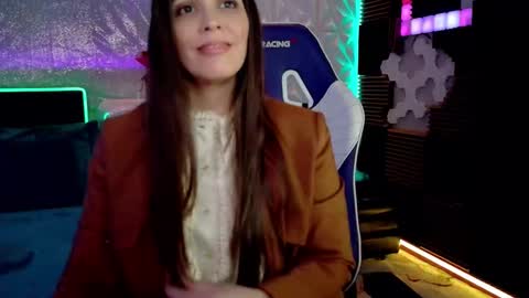 Snapshot of athenaautumn chatting on 02-19-26, 03:46 Athena Autumn online show from 02-19-26, 03:46