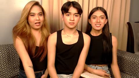 Snapshot of athenaheart chatting on 01-22-25, 03:51 Ady online show from 01-22-25, 03:51